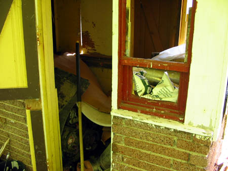 M-60 Drive-In Theatre - Inside Tkt Booth - Photo From Water Winter Wonderland (newer photo)